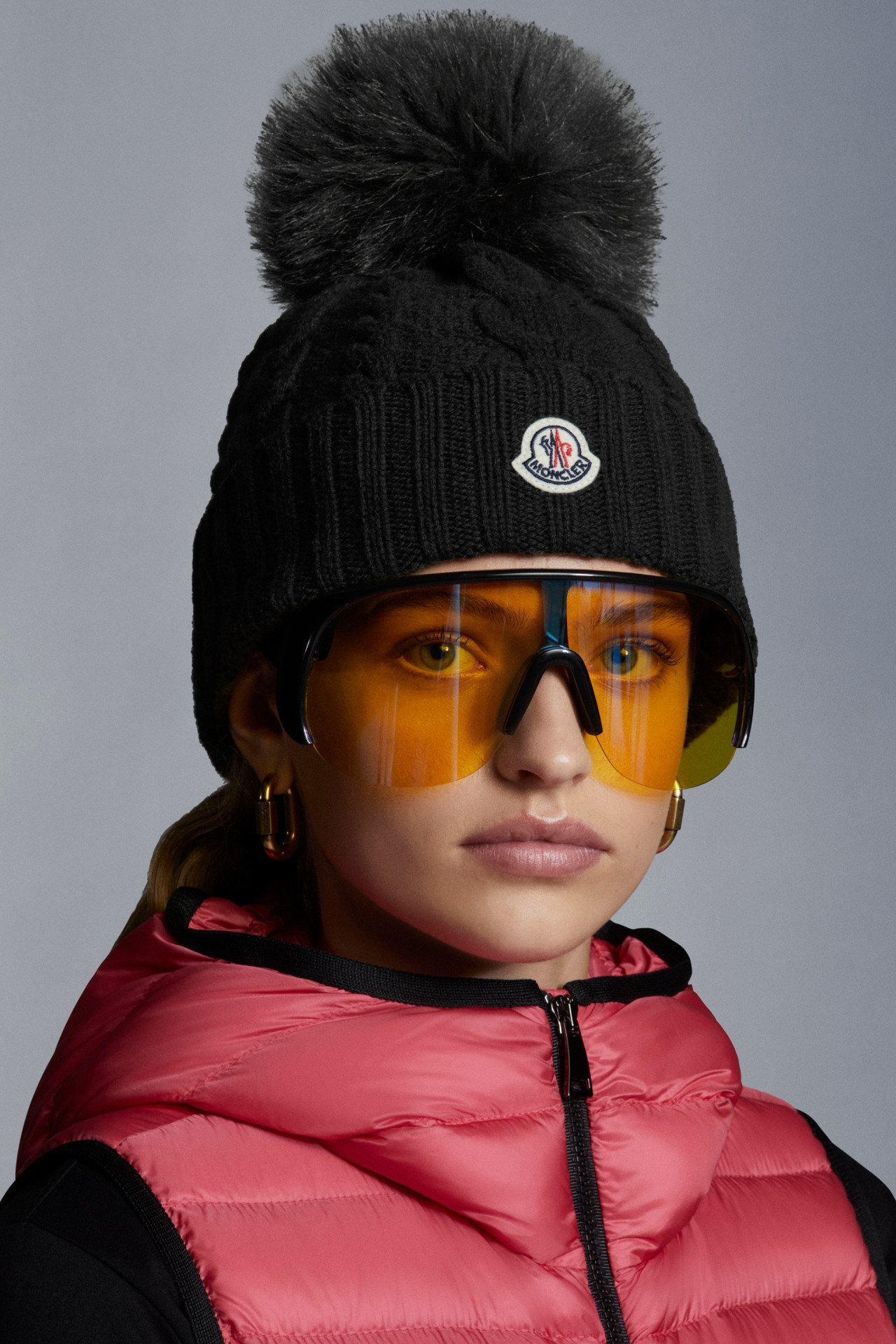 Beanie With Pom Pom - Bere, Siyah